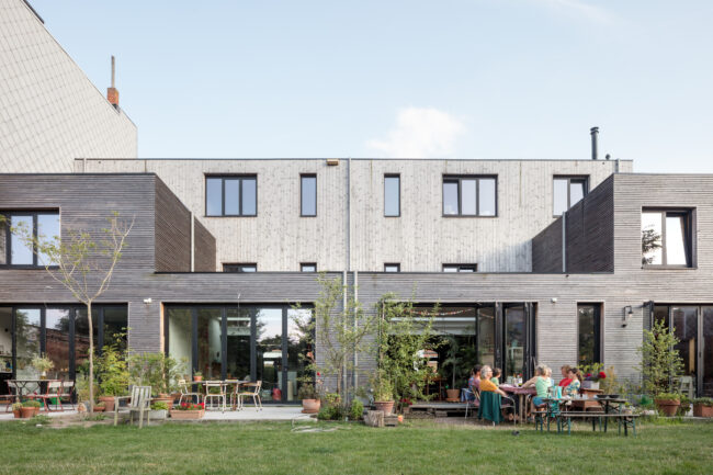 Cohousing Rijkswachtkazerne, POLYGOON Architectuur, (Foto: Stijn Bollaert)